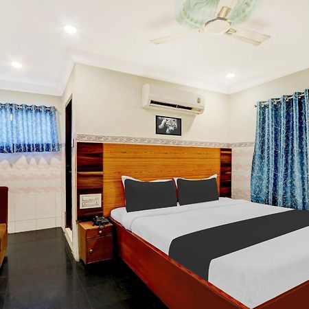 Hotel O Hanuman Pet Near Railway Station Vijayawāda Dış mekan fotoğraf