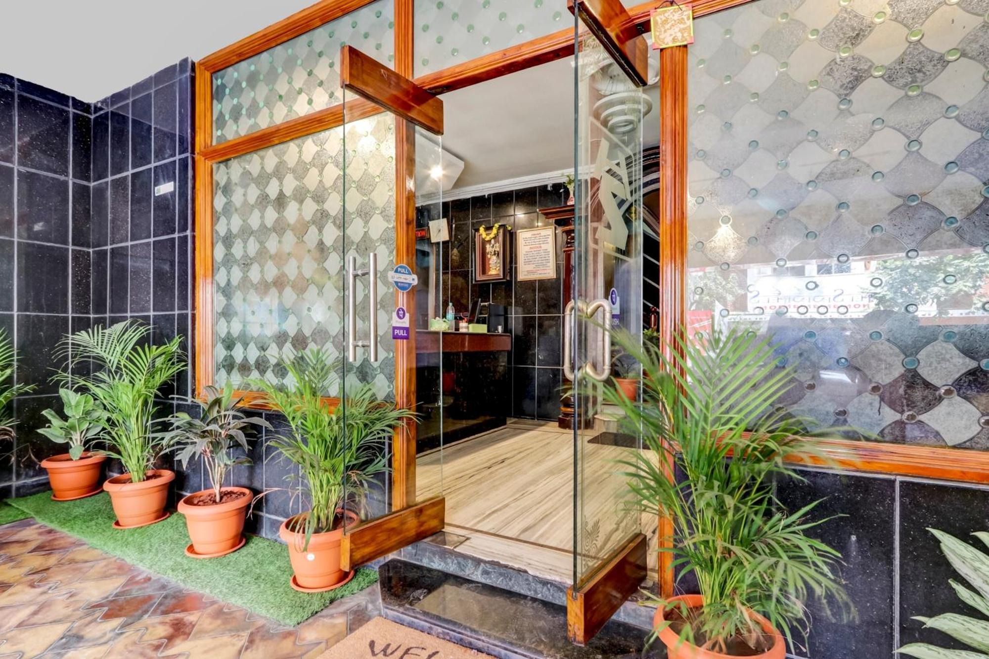 Hotel O Hanuman Pet Near Railway Station Vijayawāda Dış mekan fotoğraf
