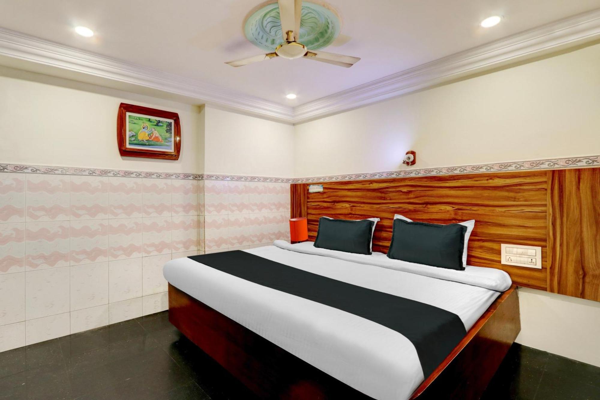 Hotel O Hanuman Pet Near Railway Station Vijayawāda Dış mekan fotoğraf